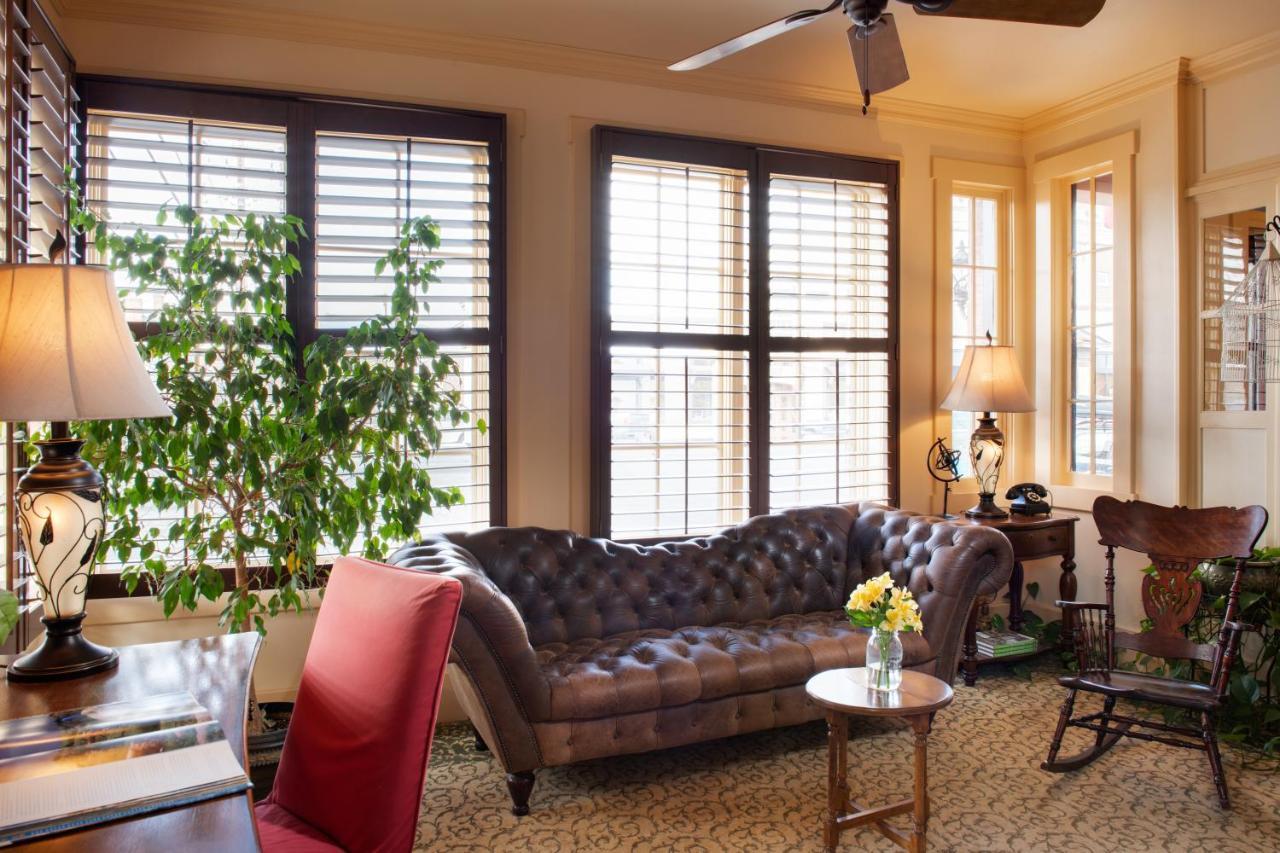 Chamberlin Inn Cody Extérieur photo